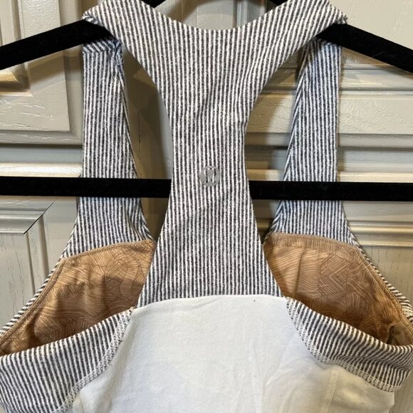 Lululemon Womens Tank Top Size 4 White / Black Activewear - Picture 6 of 9